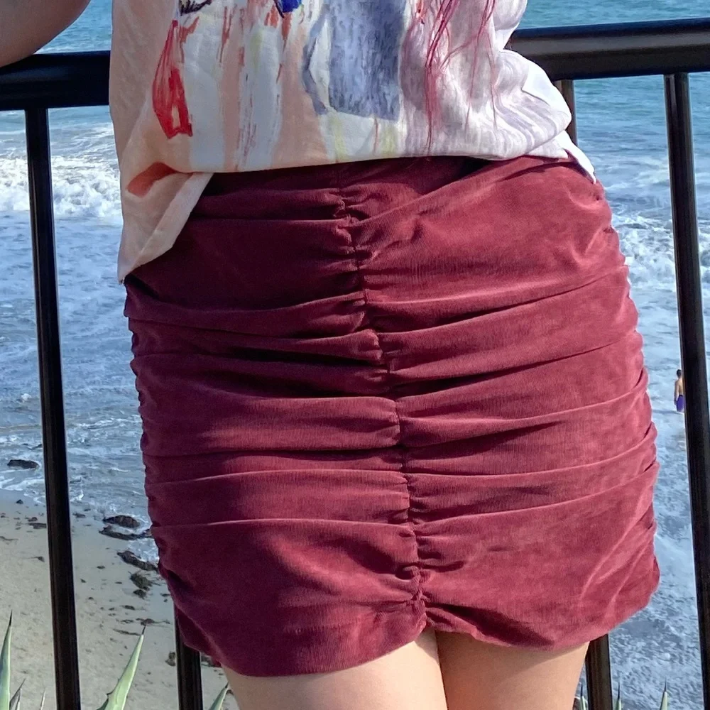 Zara Pink Bubble Mini Skirt for Night Out - Picture 2 of 6